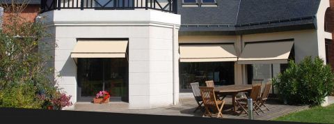 Installateur de stores extérieurs de fenêtre en Ardèche à Aubenas